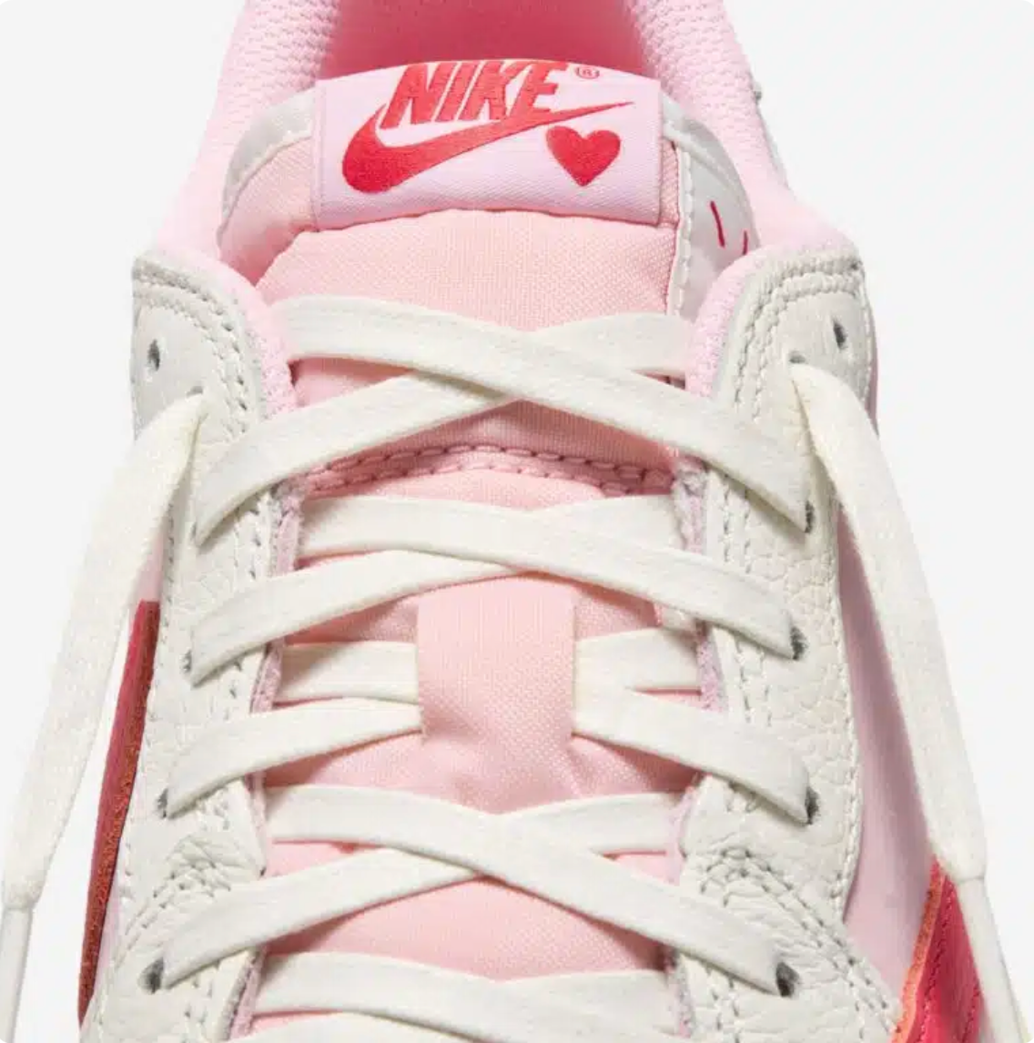 Air Jordan 1 Retro Low OG SP Travis Scott "Sail Tropical Pink"
