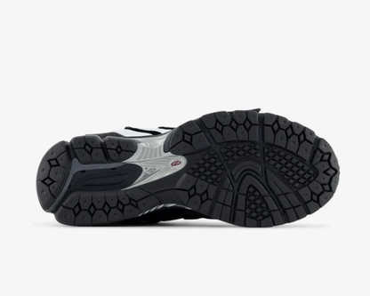 NB 1906A Black